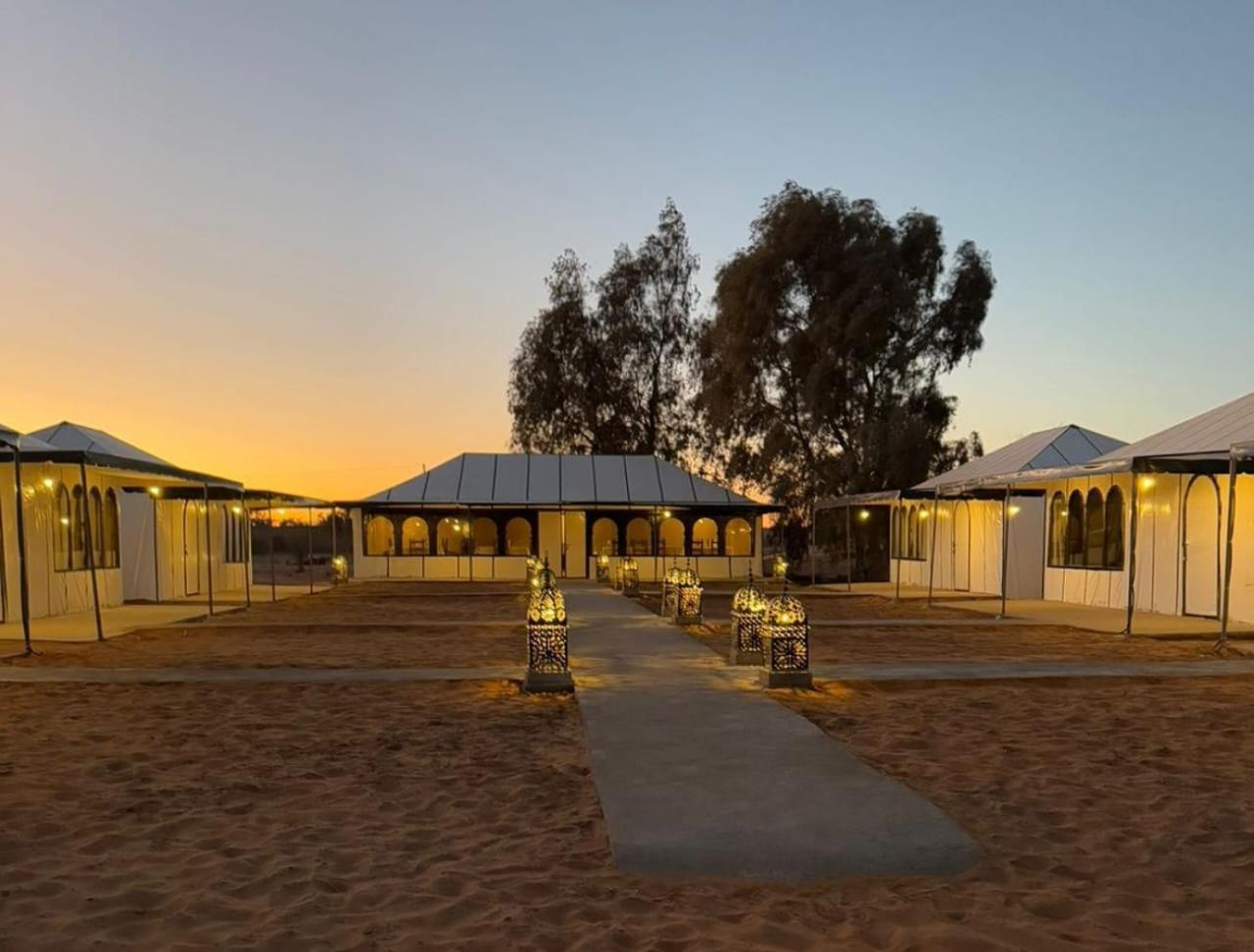 Unique Sahara Camp Hotel Merzouga Buitenkant foto